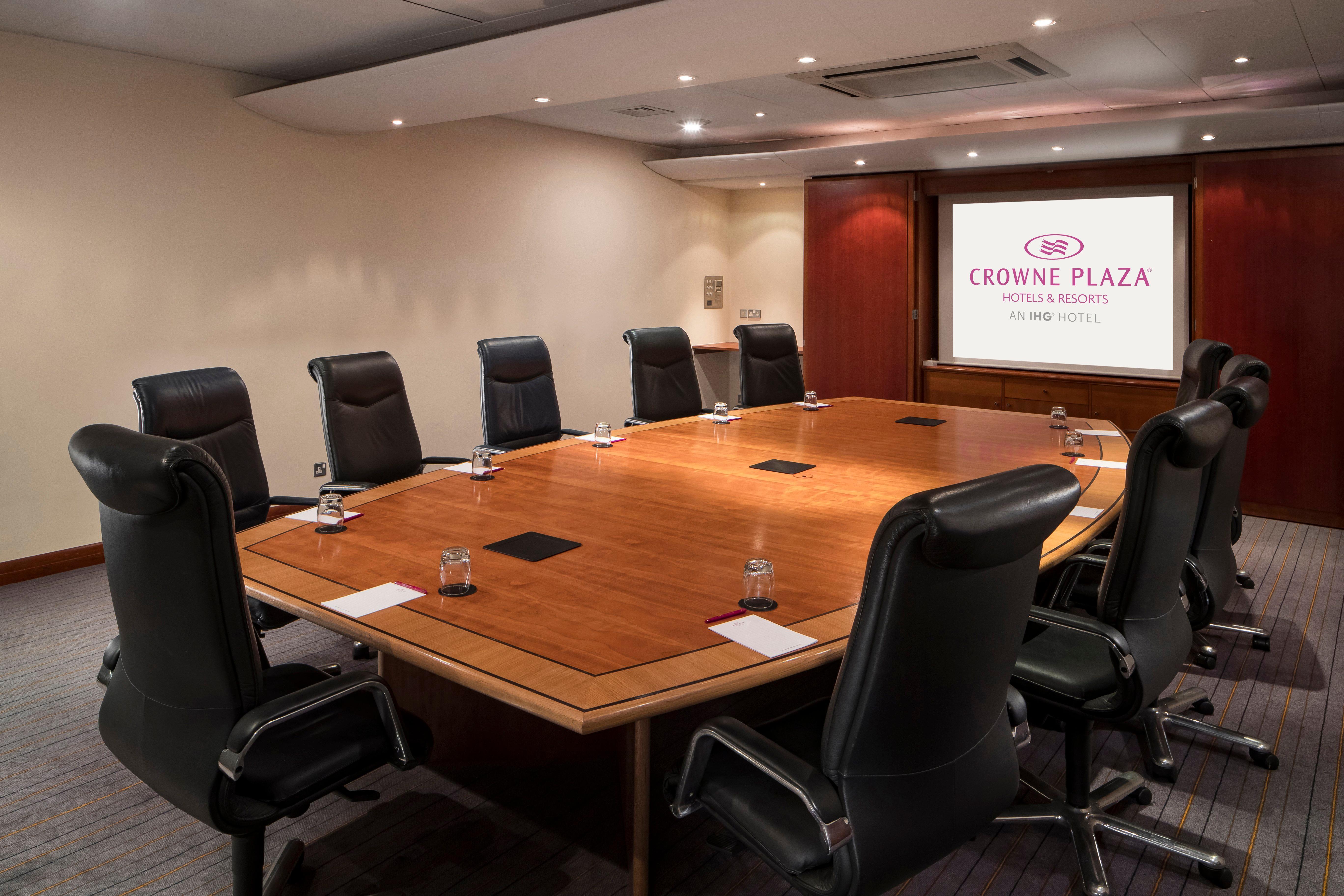 Hotel Crowne Plaza Nottingham By Ihg Exterior foto