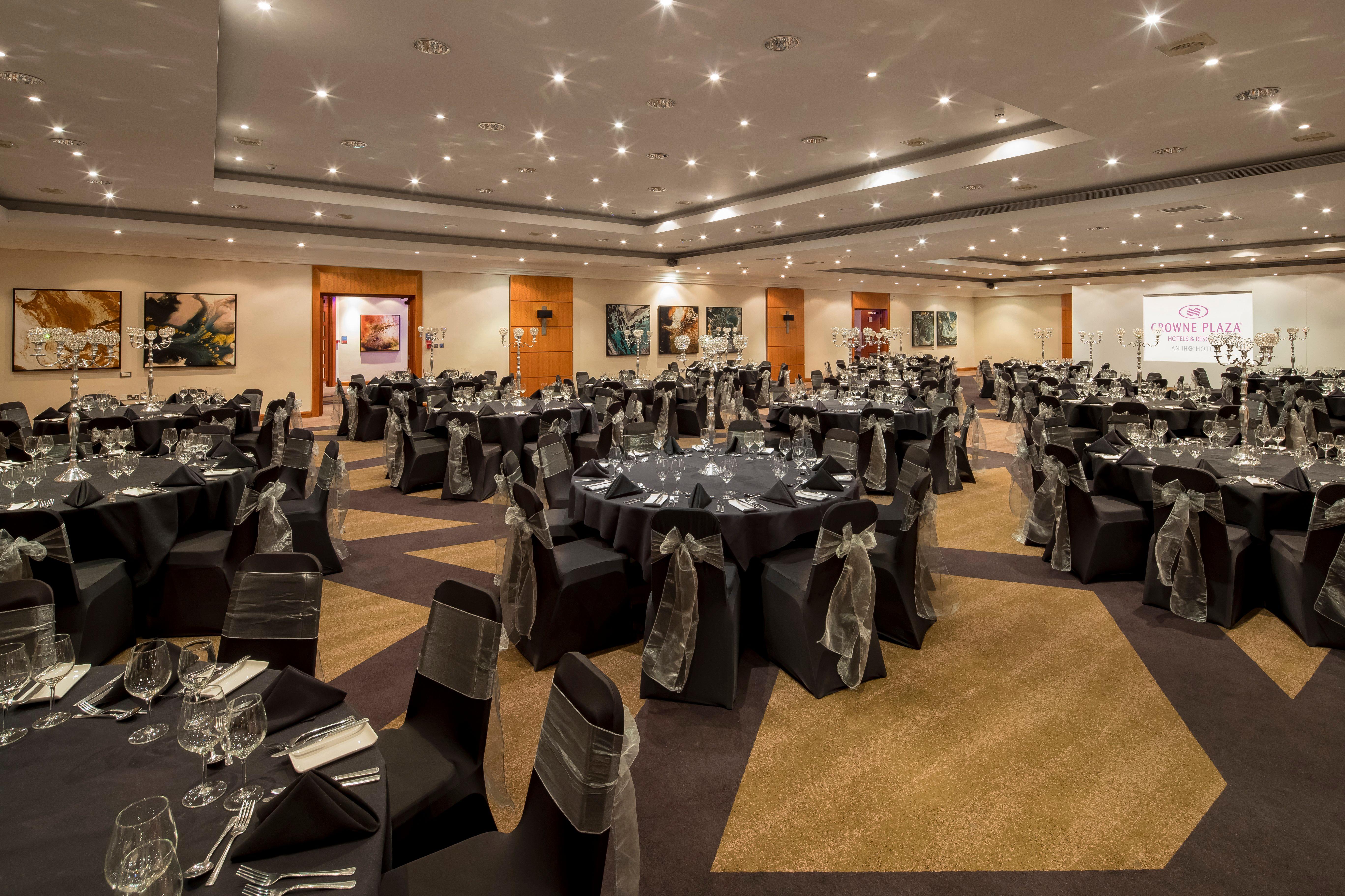 Hotel Crowne Plaza Nottingham By Ihg Exterior foto