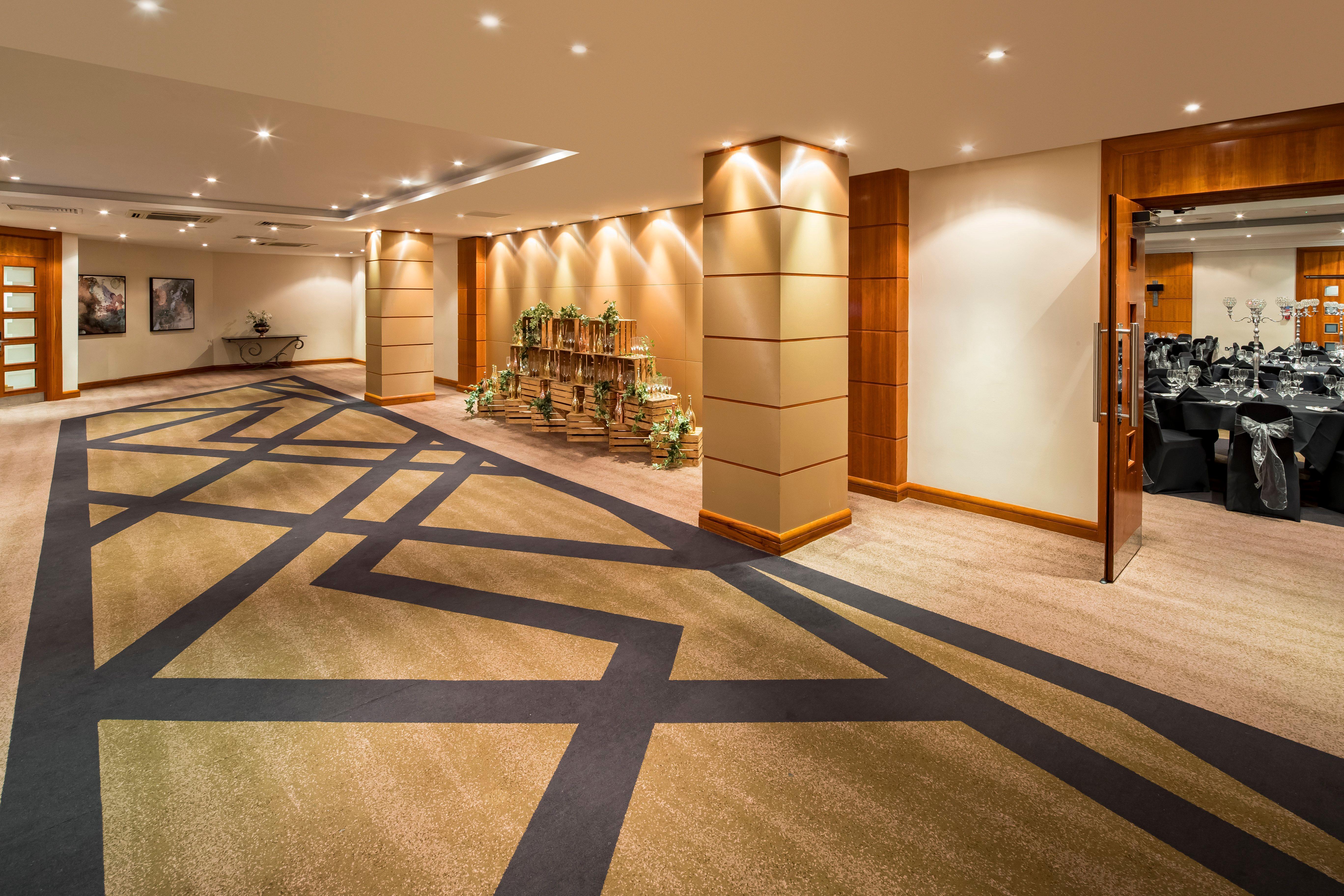 Hotel Crowne Plaza Nottingham By Ihg Exterior foto